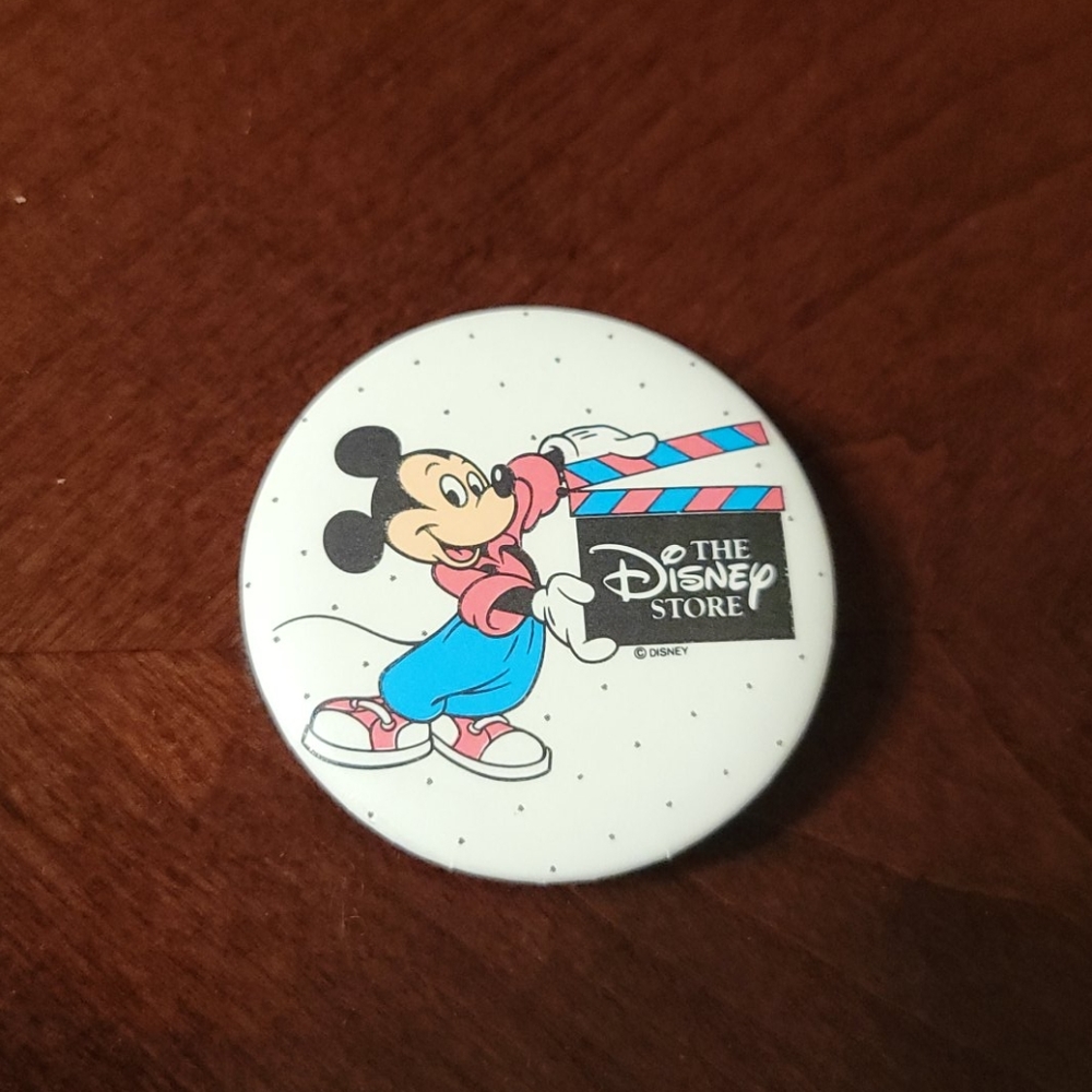 Buy2 Get 1 FREE!!Disney Store Button Pin